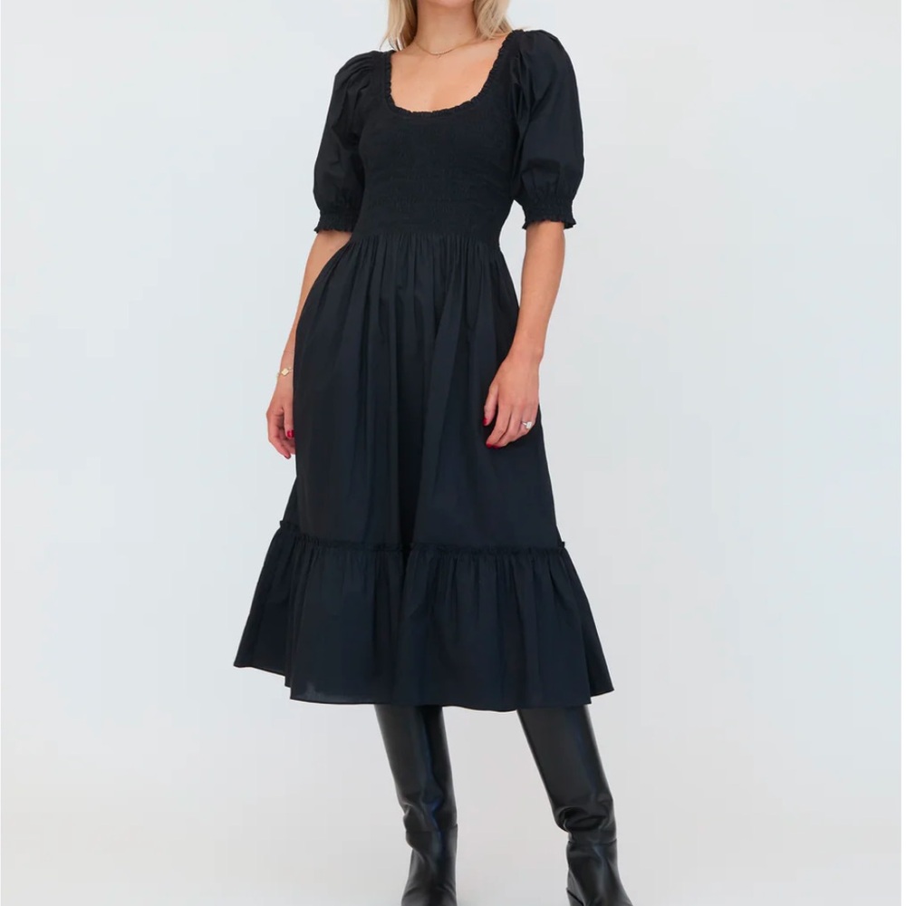 NWOT black xs hill house long sleeve nap dress with pockets.
